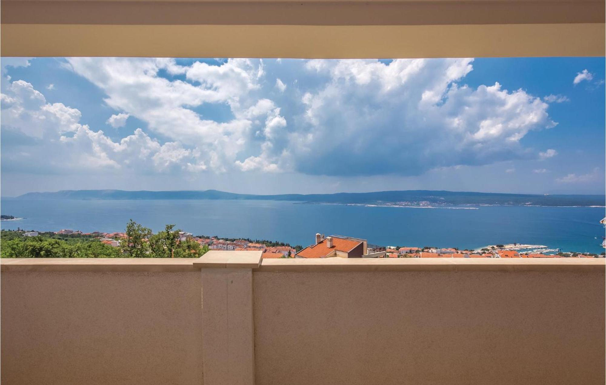 Cozy Apartment In Crikvenica With House Sea View Εξωτερικό φωτογραφία