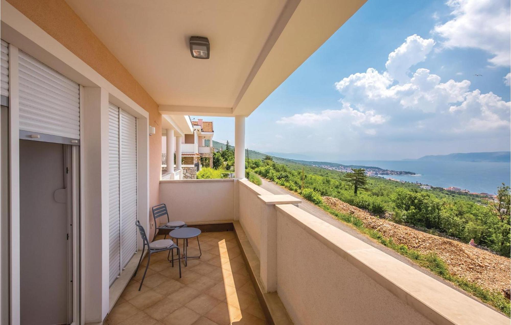 Cozy Apartment In Crikvenica With House Sea View Εξωτερικό φωτογραφία
